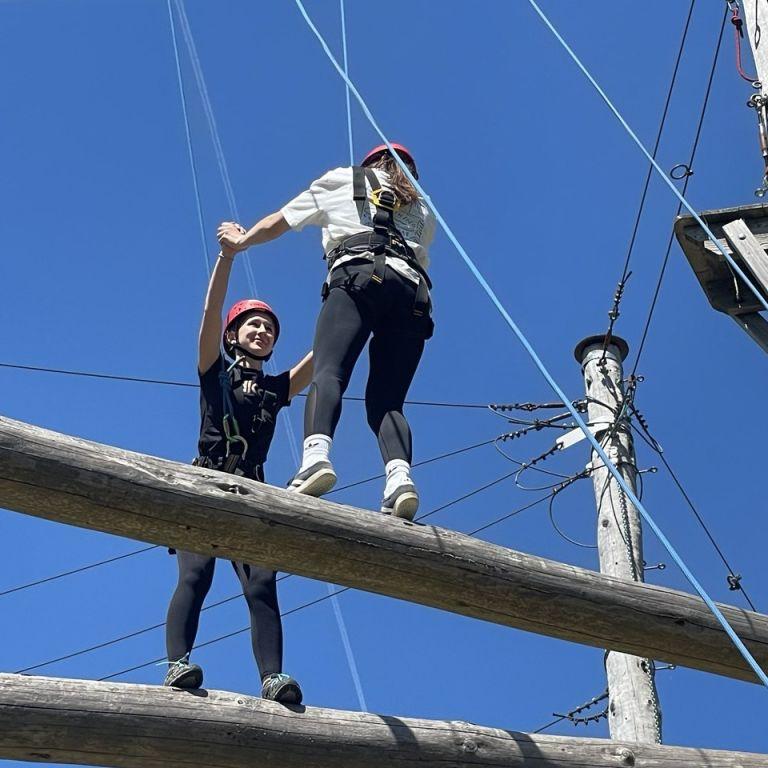 FSJ-Gruppe im Klettergarten