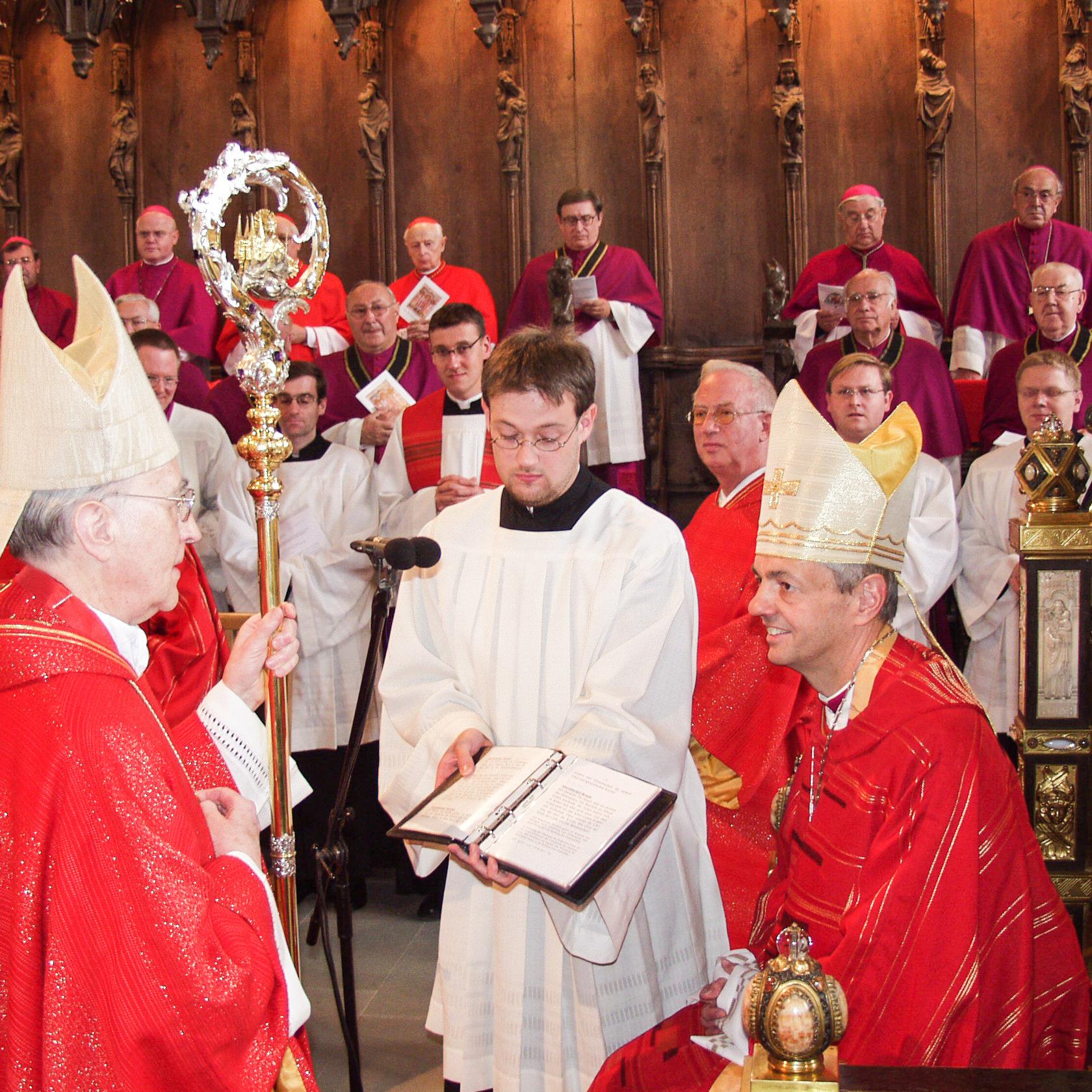 Erzbischof Schick Amtseinführung 2002