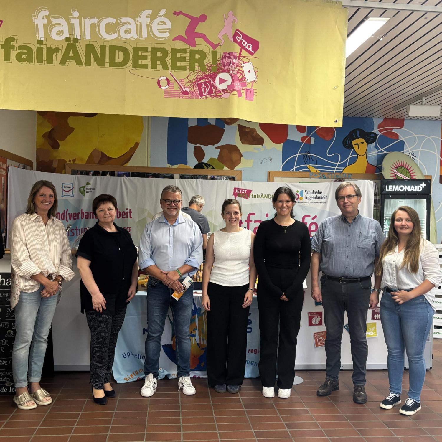 Die Kooperationspartnerinnen und -partner am Meranier-Gymnasium in Lichtenfels.