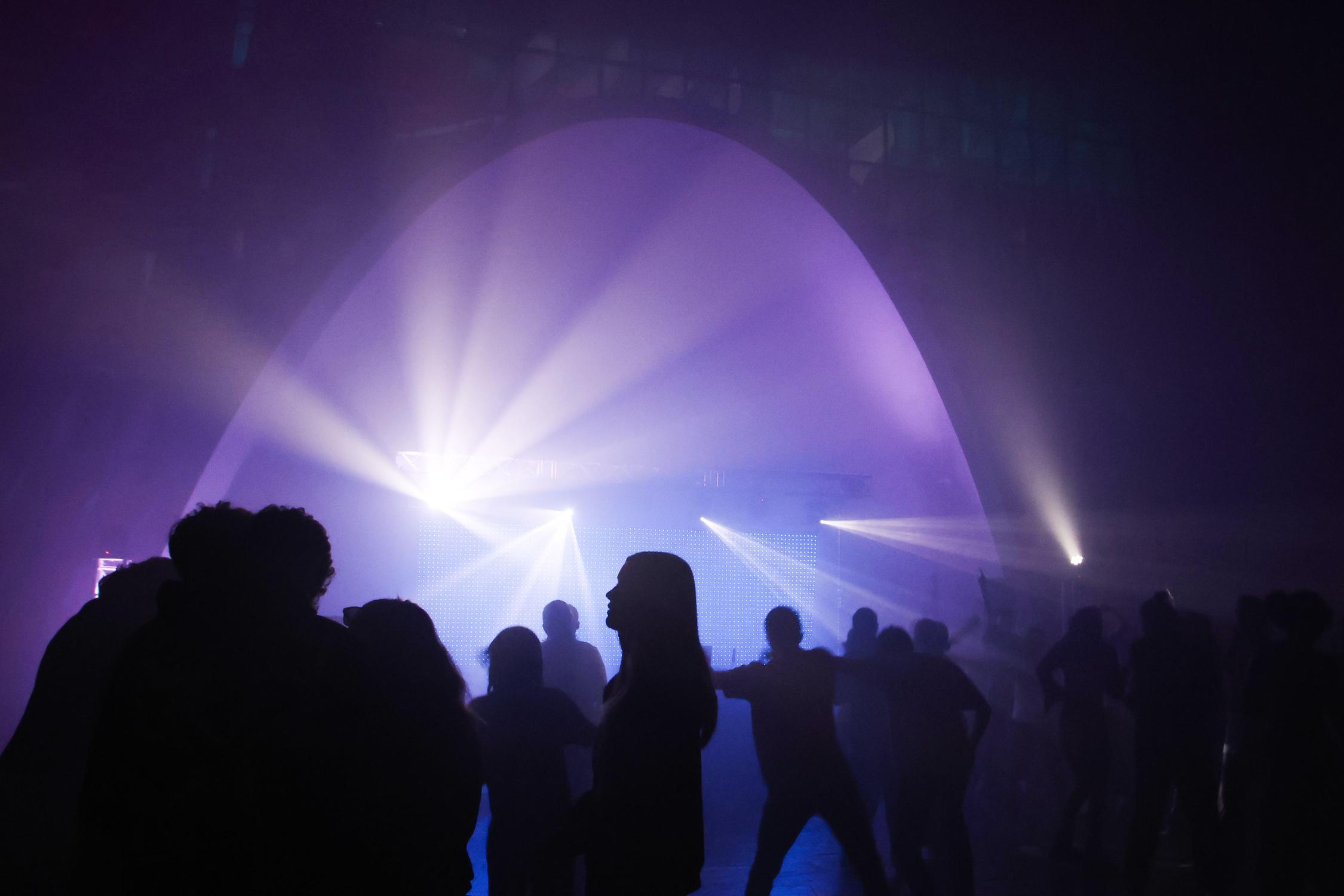Disco Church im Jugendhaus Burg Feuerstein.