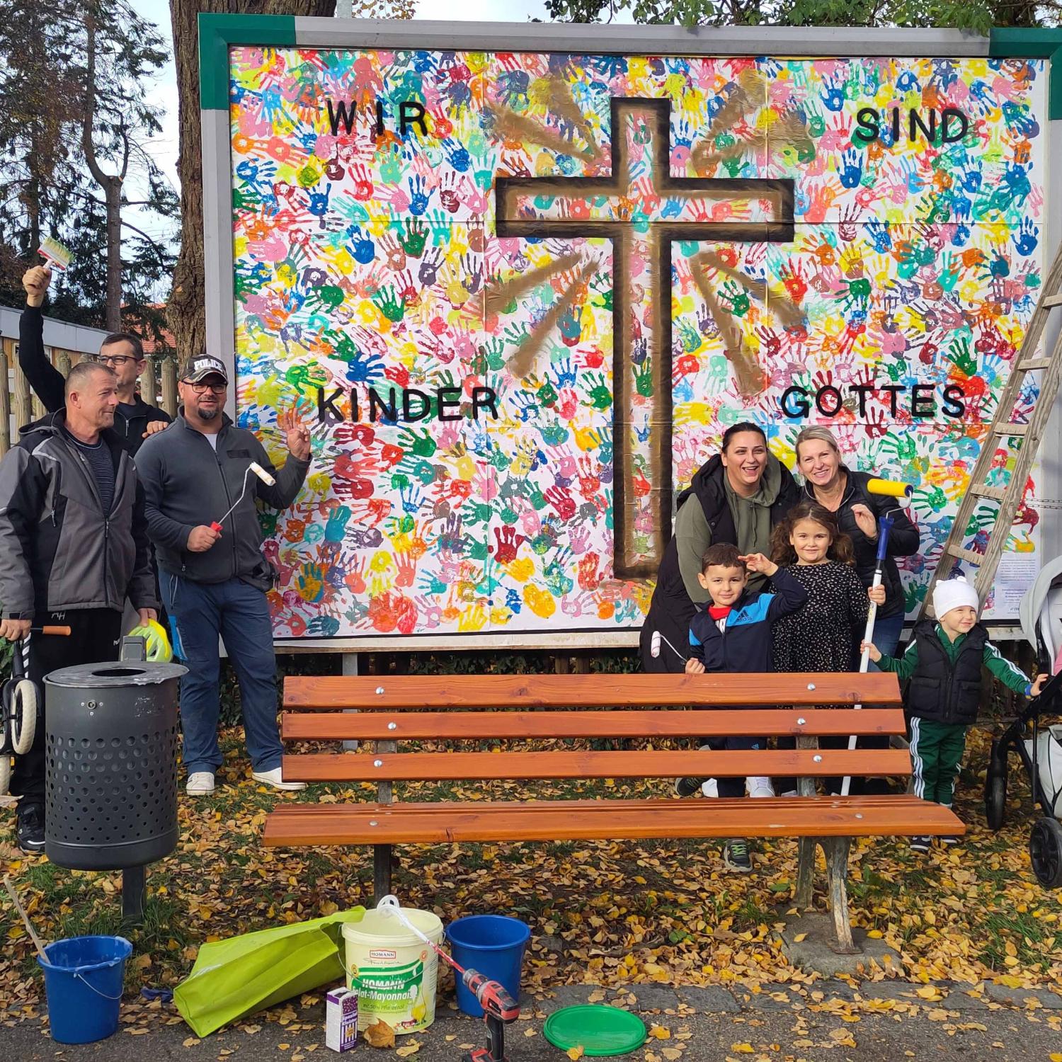 Im Rahmen der 32. Jugendkulturtage des Landkreises Ansbach hat die neue Kindergruppe von St. Johannis in Rothenburg eine beeindruckende Plakatwandaktion gestartet.