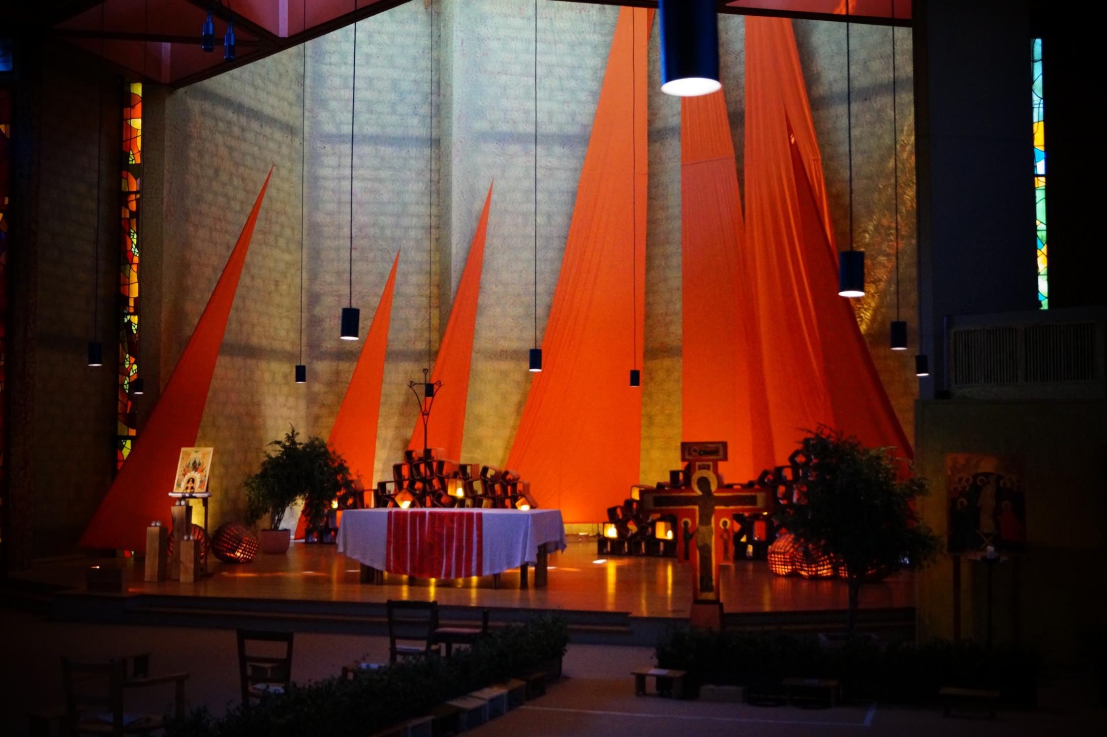Taize 3
