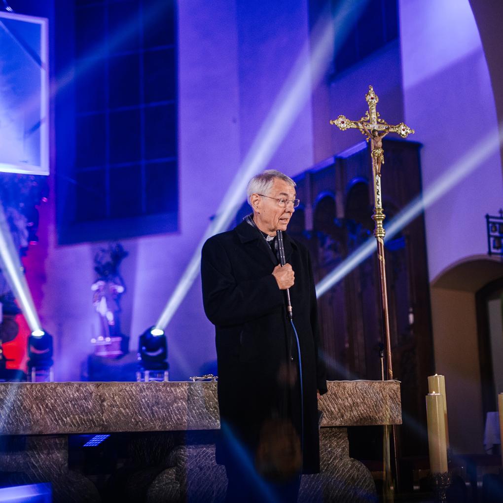 'Man kann nicht alles ändern, aber man kann etliches ändern. Und dazu muss man sich bewegen', appellierte Erzbischof Ludwig Schick.