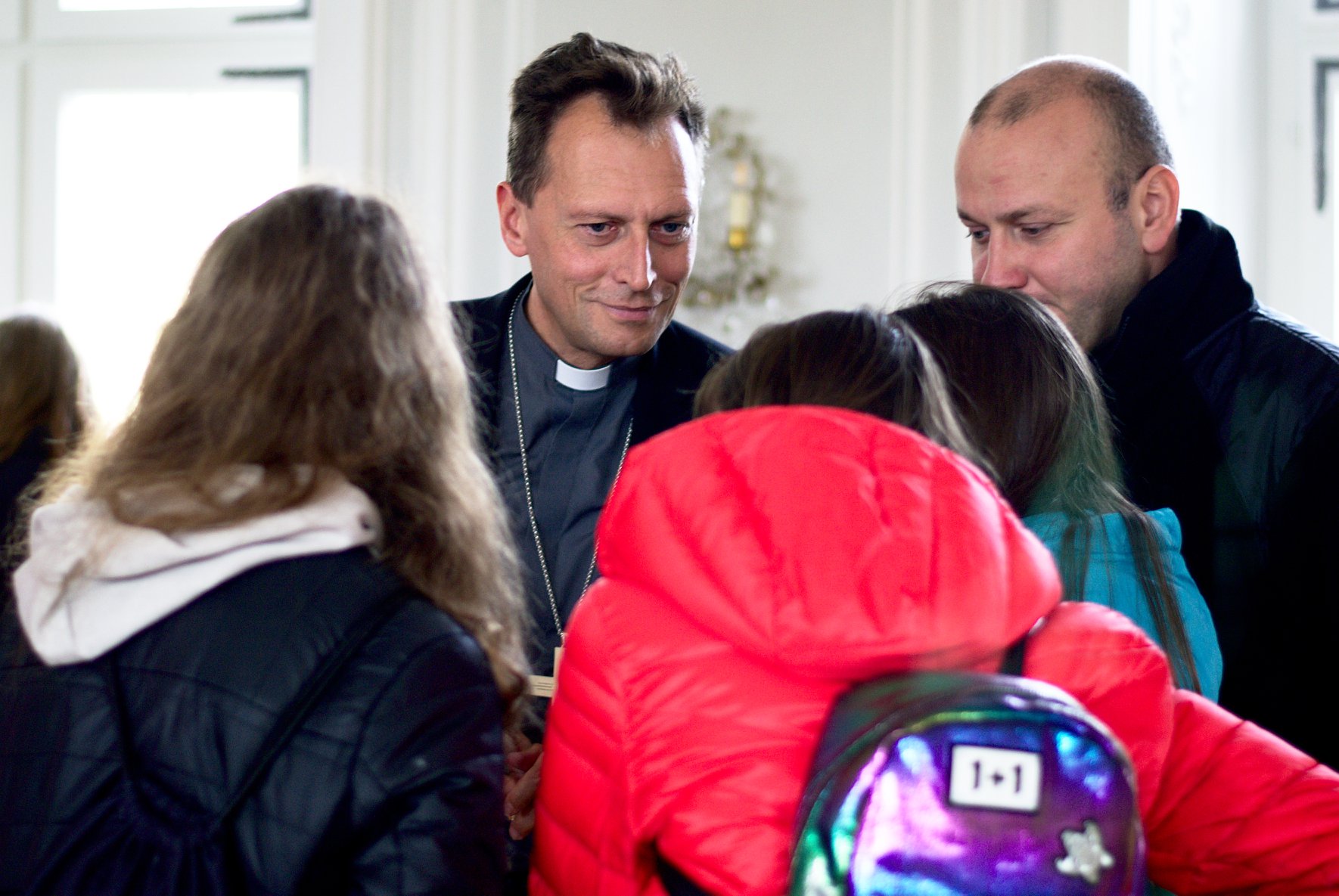 Weihbischof Gösse empfängt Jugendliche aus Stettin in der Domprobstei am 11.10.2019