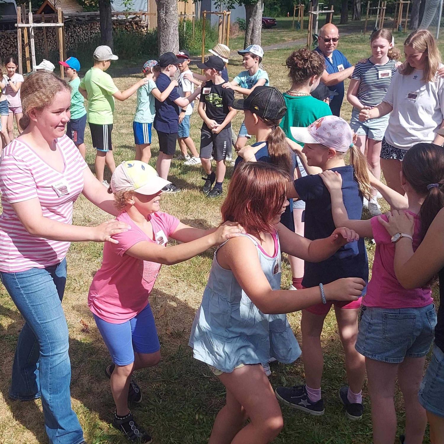 Schnick-Schnack-Schnuck-Schlange zur Begrüßung