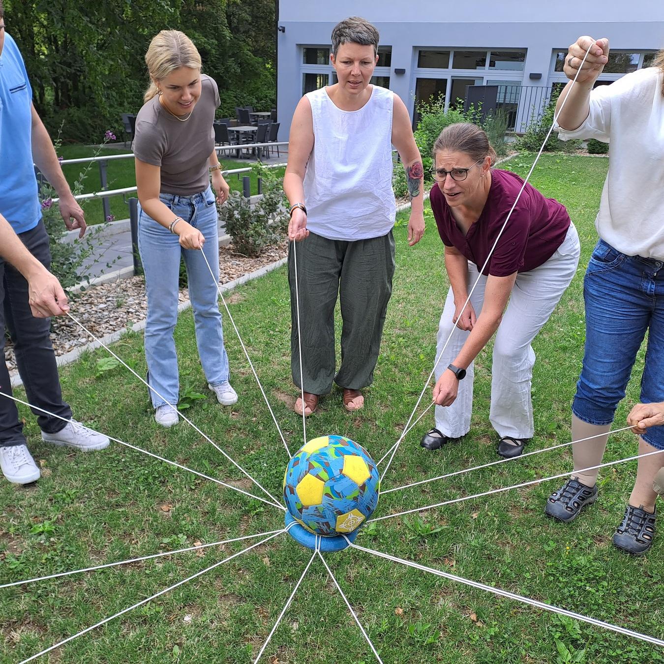 Teilnehmende bei der Jugendseelsorgekonferenz 2023