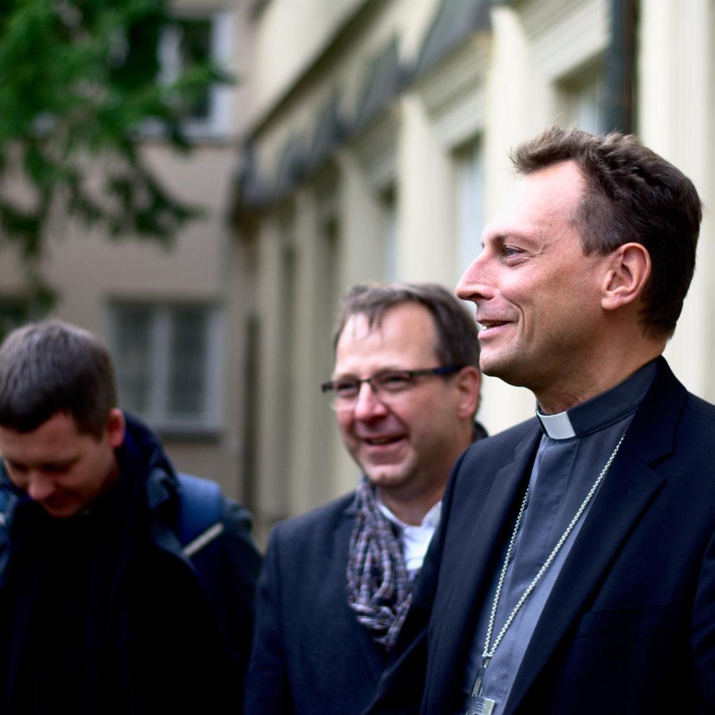 Weihbischof Gösse empfängt Jugendliche aus Stettin in der Domprobstei am 11.10.2019